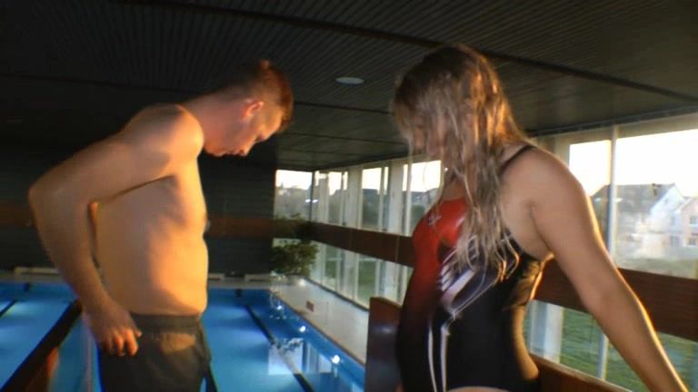 sexy foto nr. 3 von 3 Schwänze auf dem dreier Turm