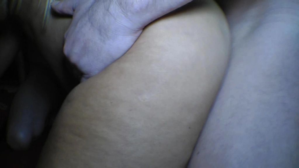 sexy foto nr. 5 von 3 Schwänze und viel Sperma