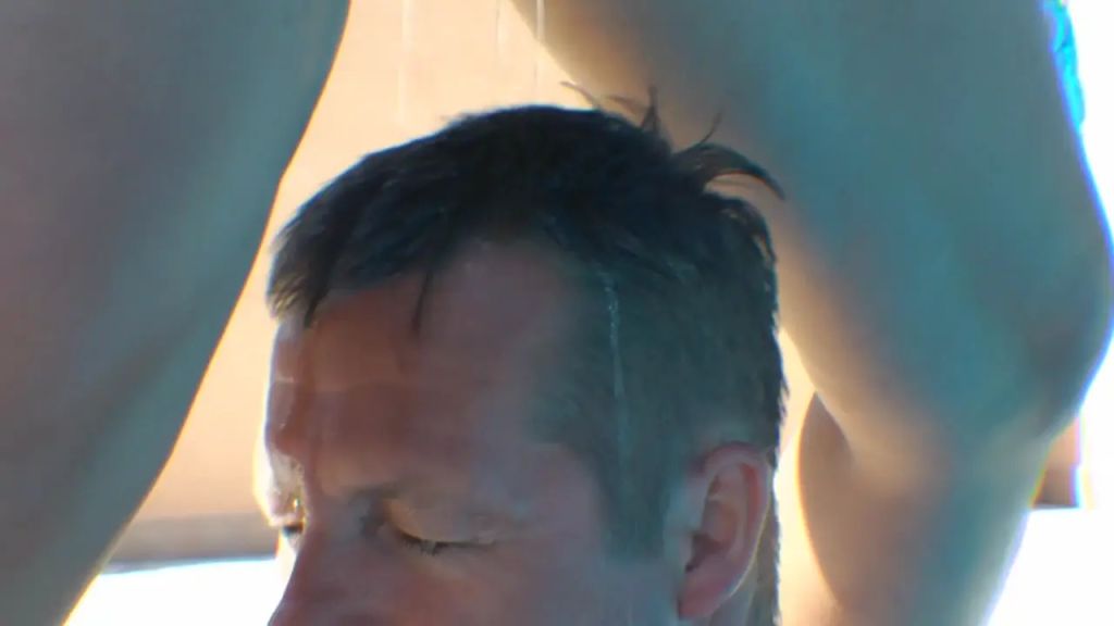 sexy foto nr. 4 von Das Piss Hotel