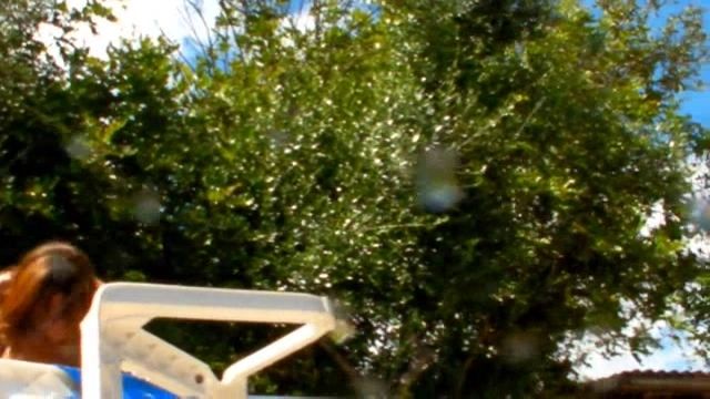 sexy foto nr. 7 von Wasserbombenschlacht