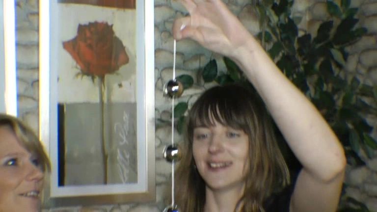 4 grosse Kugeln in der Fotze