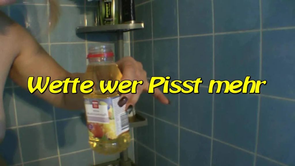 sexy foto nr. 1 von Wette wer Pisst mehr
