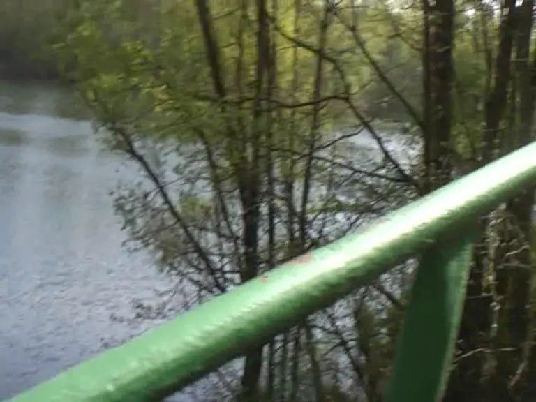 sexy foto nr. 9 von Upskirt am See