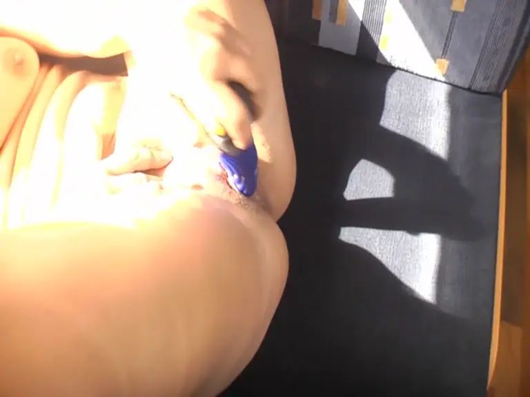 sexy foto nr. 9 von Dildogrüsse aus dem Wohnmobil