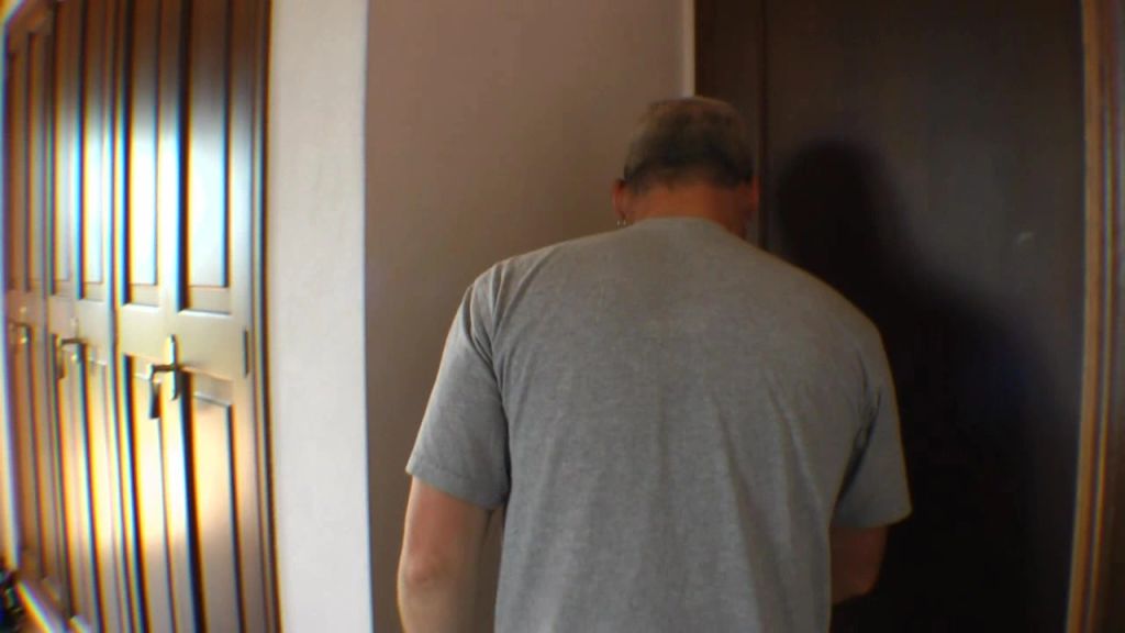 sexy foto nr. 2 von Zimmer verwechselt und AO Abgefickt worden