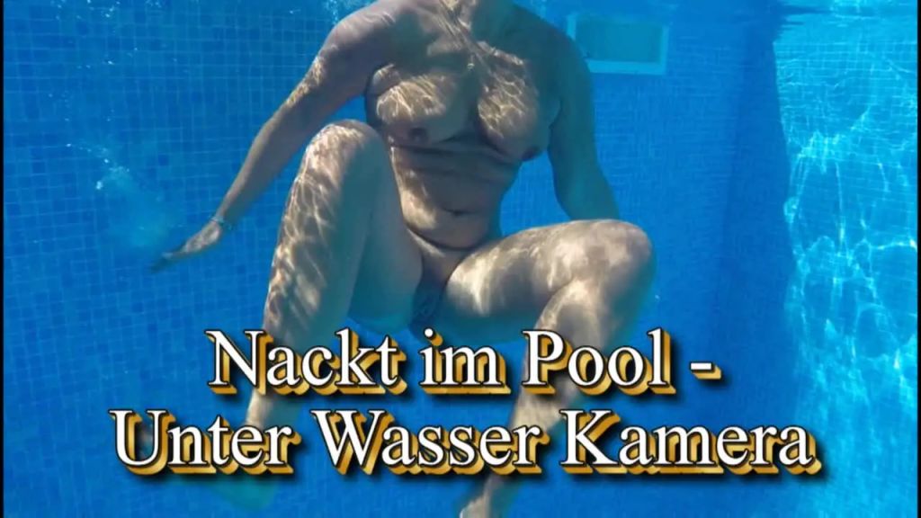sexy foto nr. 1 von Nackt im Pool - Unter Wasser Kamera