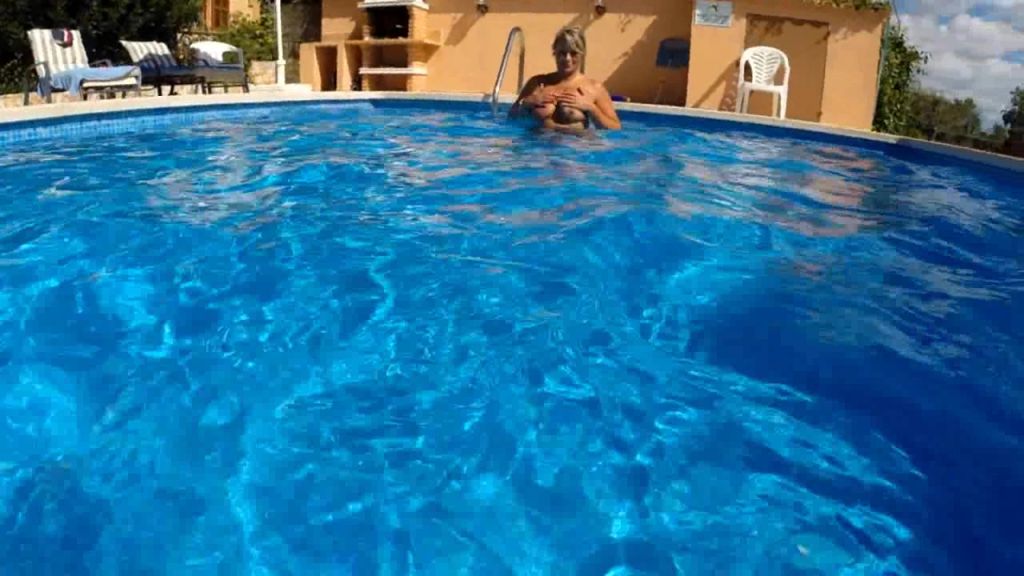 sexy foto nr. 7 von Nackt im Pool - Unter Wasser Kamera