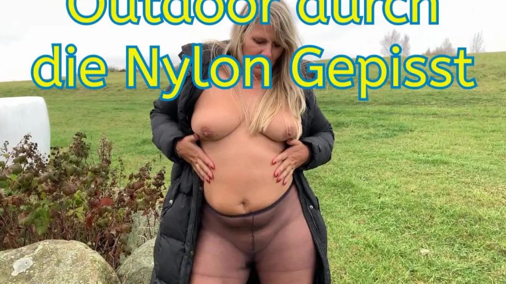 sexy foto nr. 1 von Outdoor durch die Nylon Gepisst