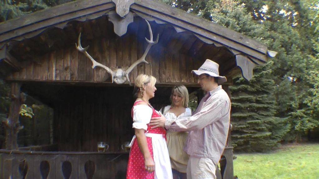 sexy foto nr. 5 von Blow Job im Dirndl