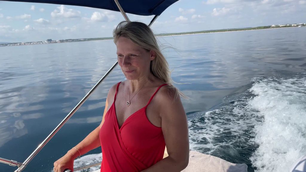 sexy foto nr. 3 von Nackt Boot fahren
