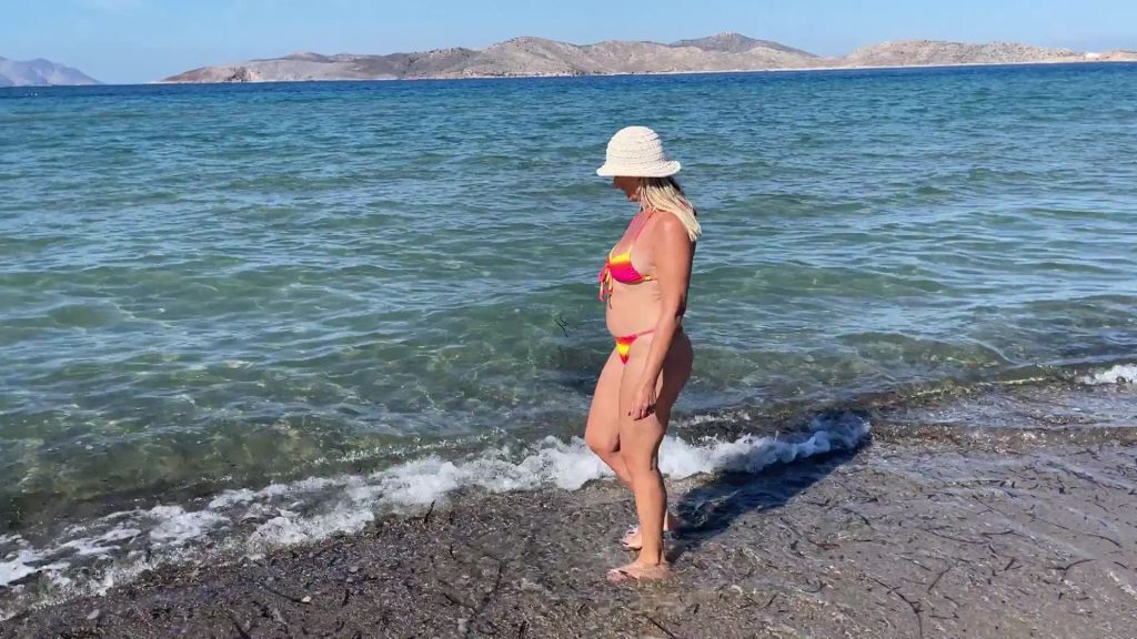 sexy foto nr. 2 von Bikini Walk Am Strand.