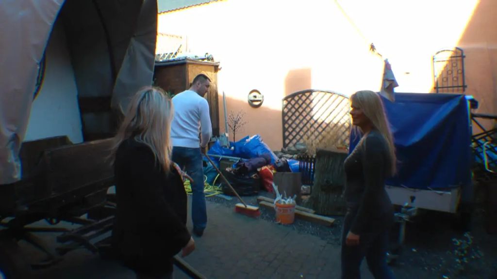 sexy foto nr. 1 von Outdoor Quickie mit dem Bauern Sohn