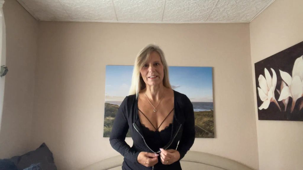 sexy foto nr. 3 von Nylon Strumpfhose und Heels