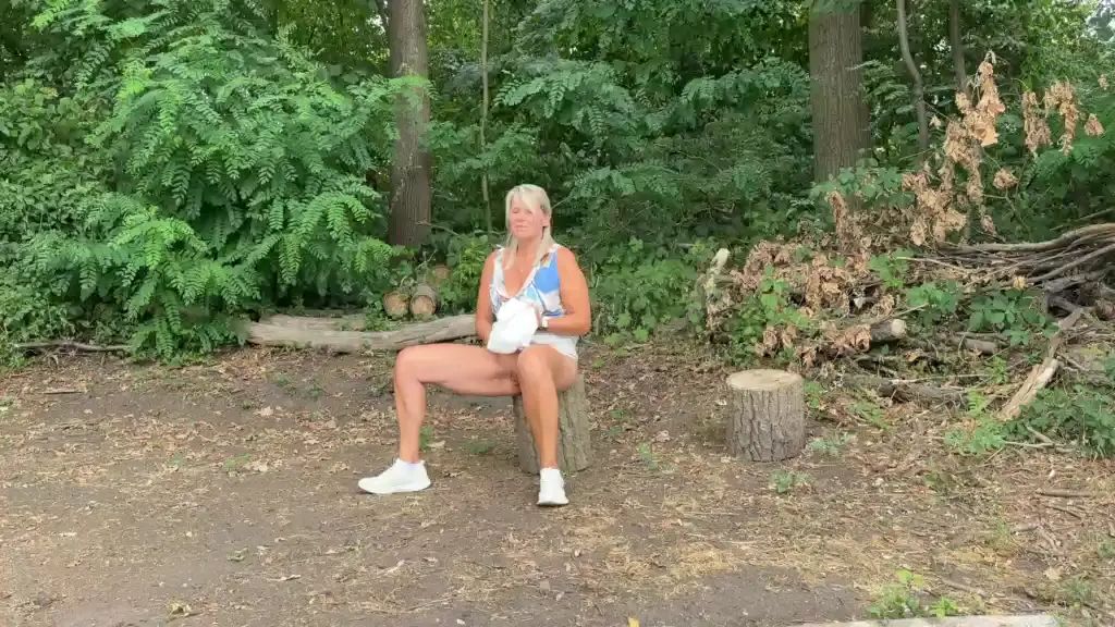 Vorschaubild 5 zum Video „Der Beste Pissbogen von mir“
