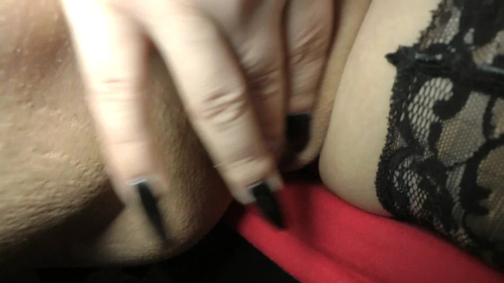 sexy foto nr. 3 von 3 Fickfreudige Milfs zum Geburtstag