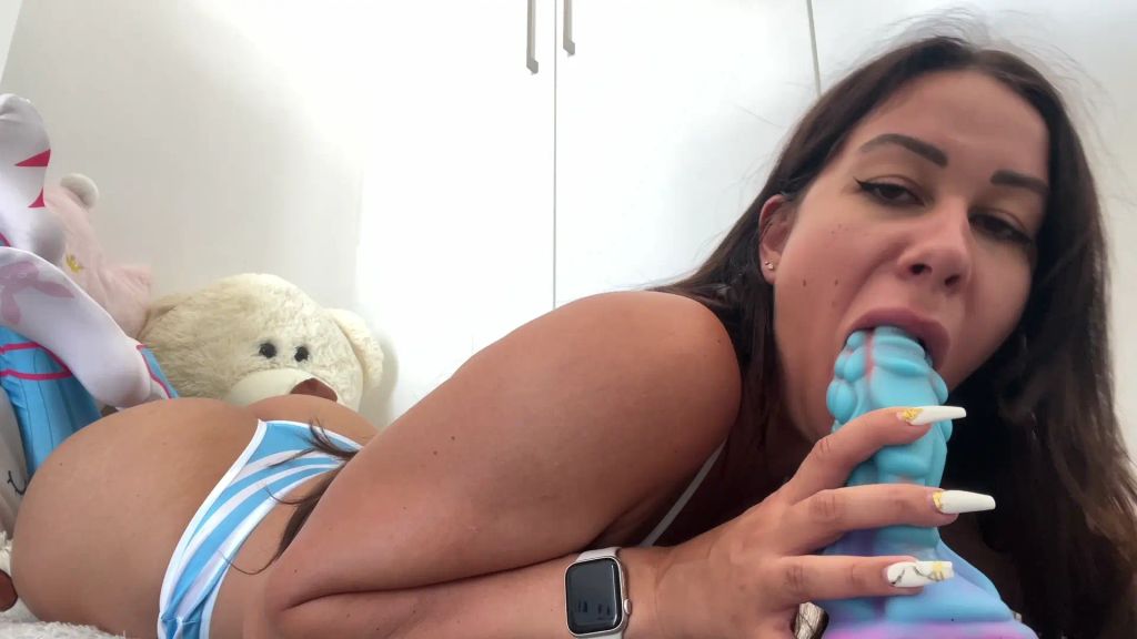 sexy foto nr. 5 von Extreme Angst! Sprengt XXL Drachendildo meine XXS Teen Pussy