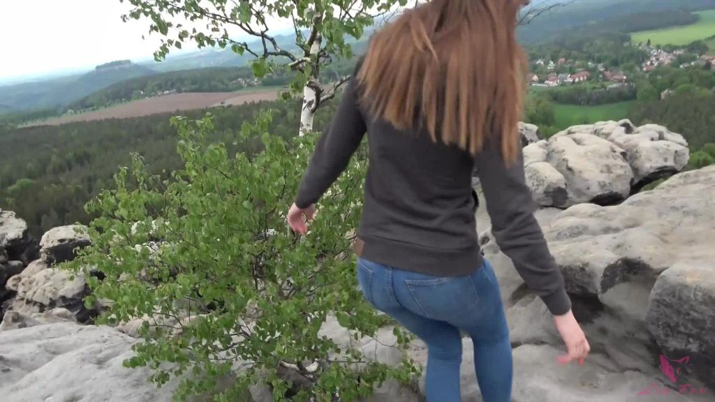 sexy foto nr. 1 von UNFASSBAR!!! Mein heftigster Outdoor CREAMPIE ever!