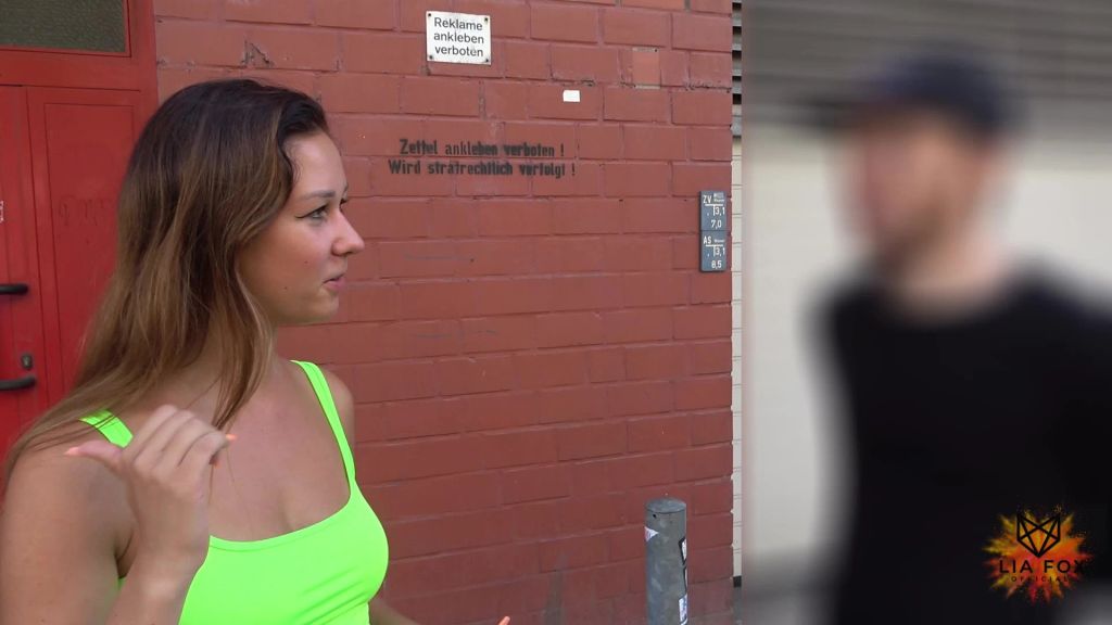 sexy foto nr. 6 von HEFTIG! Ich habe Männer auf der Straße nach Sex gefragt!