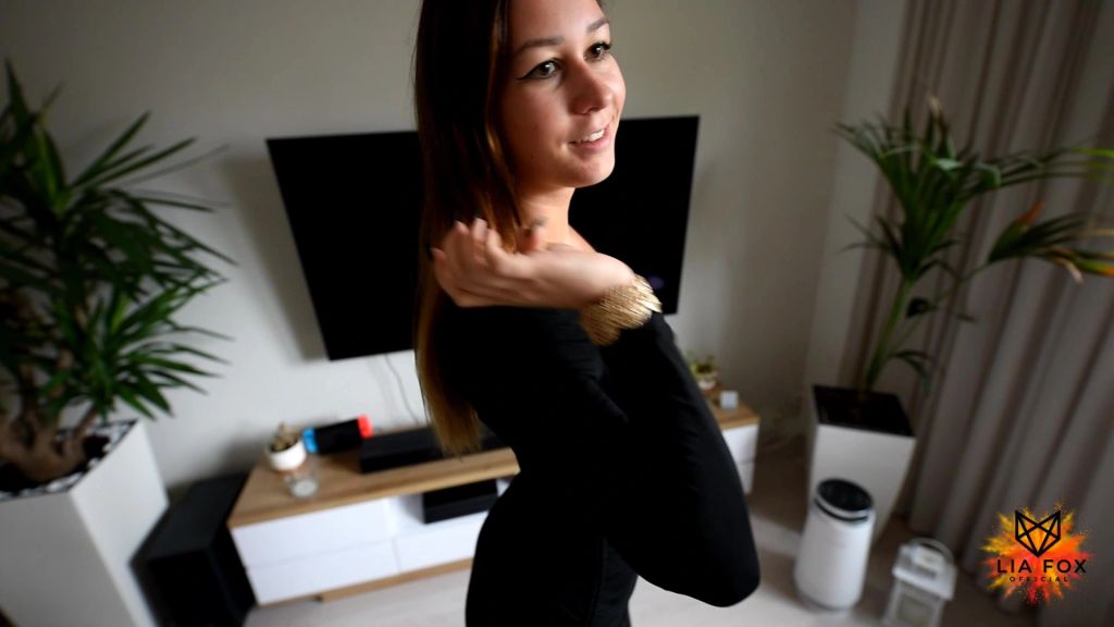 sexy foto nr. 3 von CREAMPIE ALARM! Wenn der NACHBAR dreimal klingelt!!