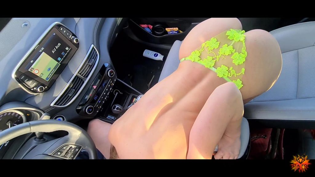 sexy foto nr. 6 von Heißer Public Sex im Auto!!! Auf offenem Feld gefickt!