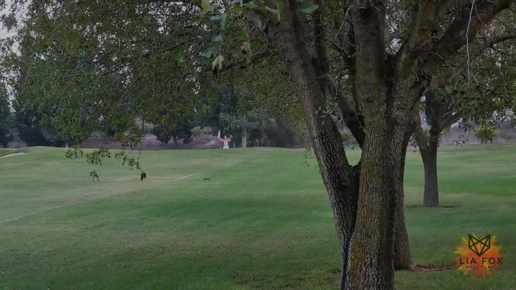 sexy foto nr. 1 von EINGELOCHT! Verbotener Creampie-Sex auf privatem Golfplatz!