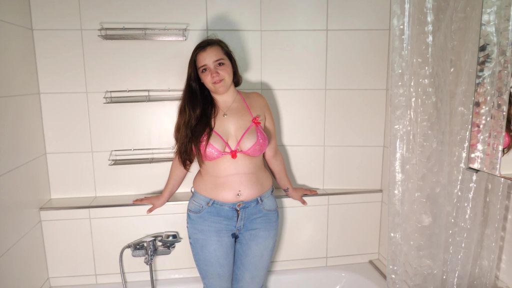 sexy foto nr. 2 von Mein erstes NS Video - Voll in die Hose