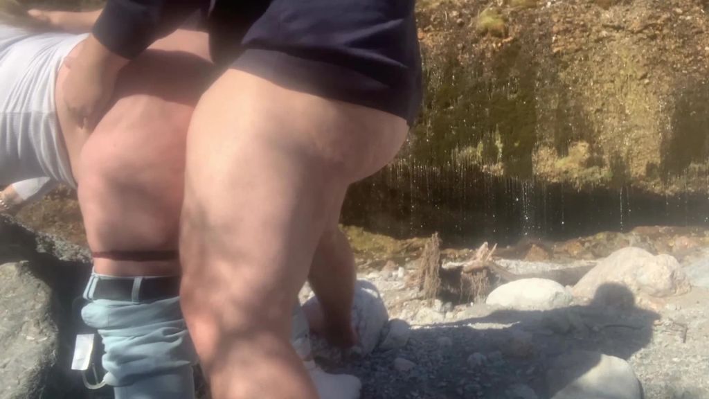 sexy foto nr. 9 von Outdoor Doggy gefickt mit Cumshot in den Mund
