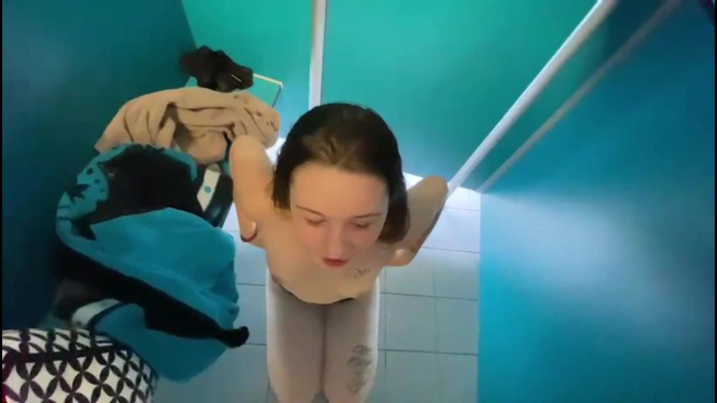 sexy foto nr. 10 von Die Badesaison ist eröffnet! Blowjob für Bademeister ;)