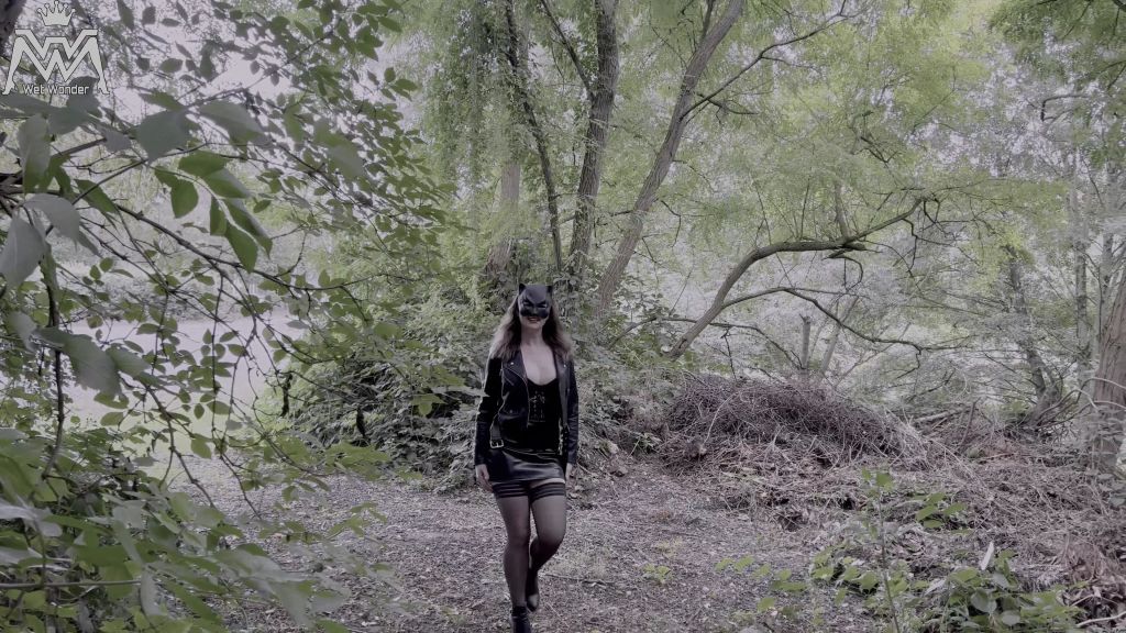 sexy foto nr. 1 von User Piss Treffen #25. User im Gebüsch Angepisst!