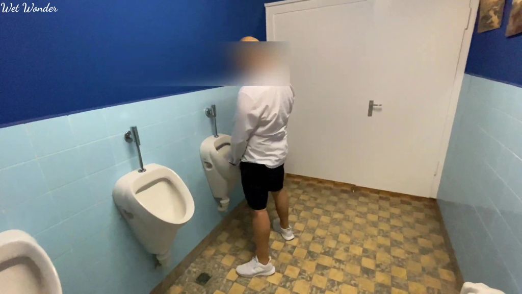 sexy foto nr. 1 von Er spritze Sie voll, ich leckte es ab...