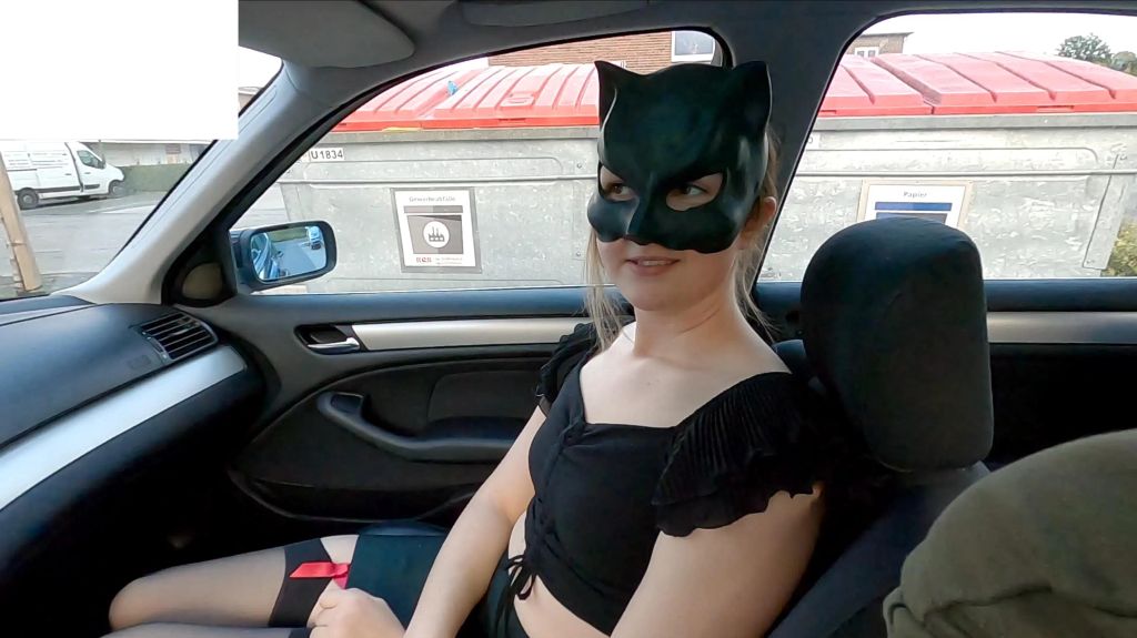 Skandal Blowjob beim Burger Kauf
