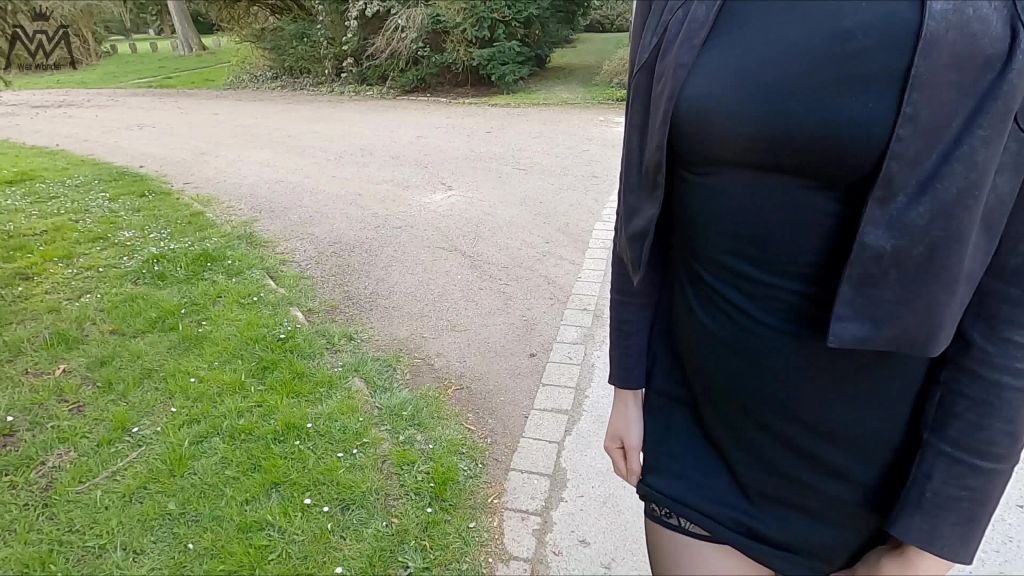 sexy foto nr. 4 von Wieder einmal Public fast erwischt worden...