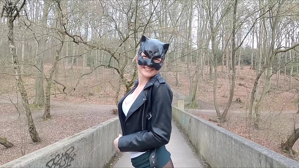 sexy foto nr. 10 von Outdoor Pisst es sich einfach am Geilsten!