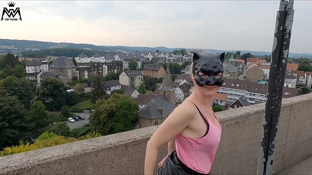 sexy foto nr. 4 von Mini Piss mit Aussicht.