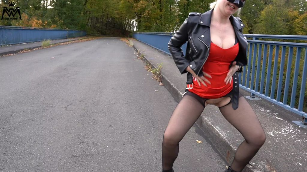 sexy foto nr. 4 von Autobahn Ausfahrt: Natursekt!!