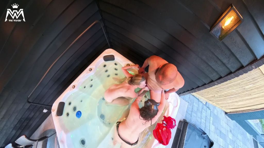 sexy foto nr. 6 von BLANKER VERSAUTER 3er| Pfingst-FICK im Whirlpool!!