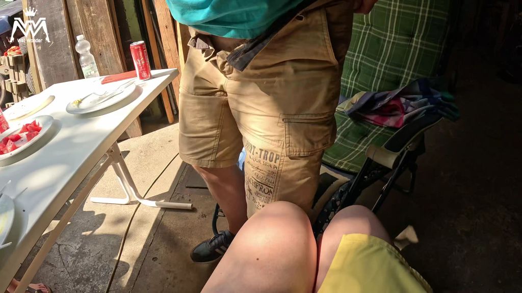 Vorschaubild 2 zum Video „EXKLUSIVER FUSSFETISCH🦶 Spritzt meine Fick Füße voll“